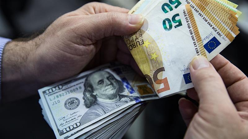On Wednesday, Turkey's central bank said it had secured a tripling of its currency-swap agreement with Qatar - a deal valued at $15bn that will provide Turkey with much-needed foreign funding to reinforce its depleted foreign exchange reserves [File: Kerem Uzel/Bloomberg]