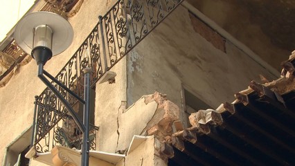 The Beirut historical buildings at risk of collapse thumbnail