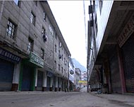Many streets in the province wereempty after mass evacuations