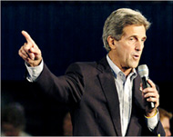 Presidential candidate John Kerryhas welcomed Roberts' plan