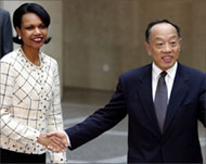 Reports say Condoleezza Rice (L)may not serve out a new term 