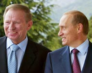 Putin (R) has made no secret of hisdesire for closer Ukraine relations