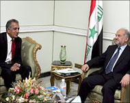 Ibrahim Jaafari (R) met the new US ambassador to Iraq