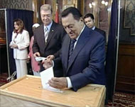 Hosni Mubarak was re-elected inSeptember with 88% of the vote 