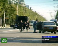 NTV footage shows injuredpolice officers being evacuated 