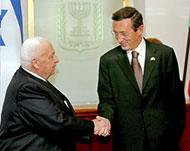 Sharon (L) met Italian Foreign Minister Gianfranco Fini 