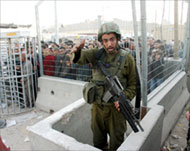 An Israeli soldier was knifed todeath at Qalandiya checkpoint