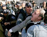 Israeli police have ended a banon campaigning in Jerusalem