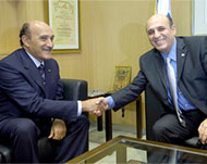 Mofaz (R) said Israel would not talk to a Hamas government