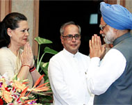 Gandhi gave way to allow Singh(R) to become PM in 2004