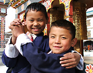 Bhutanese schoolkids backBeckham