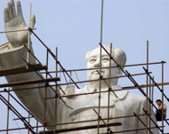 Officially Mao remains central tothe Chinese state