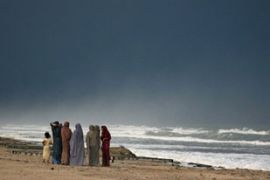 Iran women beach hurricane