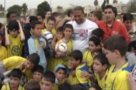 Former England football player John Barnes traveled to Israel to visit one team that is trying to make a difference - Sportsworld