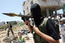palesitnian qassam rocket fighter