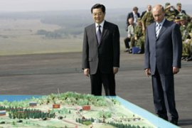 Hu Jintao and Vladimir Putin