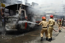 Dhaka bus fire student riot