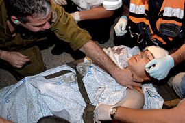 wounded israeli soldier gaza rocket