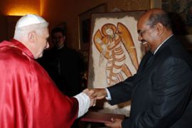 Pope meets Sudan's Omar al-Bashir