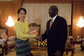 Gambari meets Suu Kyi in Burma