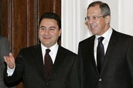 Turkish Foreign Minister Ali Babacan (L) meets with his Russian counterpart Sergei Lavrov