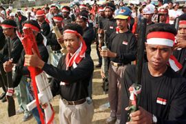 East Timorese anti-independence militiamen, Dili, Indonesia, photo AP