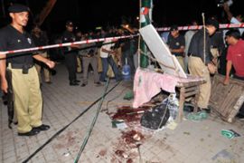 pakistan suicide blast attack