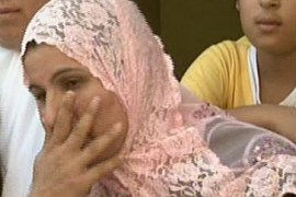 palestinian woman grief grab