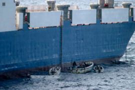 Somali pirates seize cargo ship