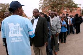 angola election vote queue voters