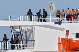 Somali pirates on Ukrainian ship