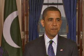Obama with Pakistani flag