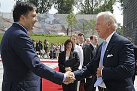 -, GEORGIA : Georgian President Mikheil Saakashvili (L) shakes hands with US Vice President Joe Biden (R) in Tbilisi