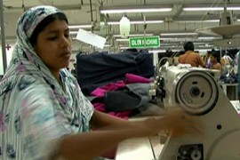 Bangladesh textile workers demand better pay