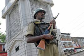 two soldiers killed in indian kashmir