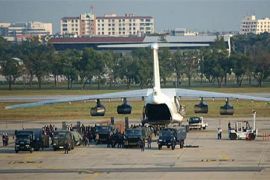 thai north korea plane weapons youtube - aela callan pkg