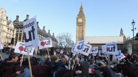 Riz Khan - British students protest over Afghanistan War