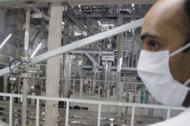 Iranian President Tours Nuclear Facilities