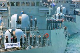 korea warship tensions