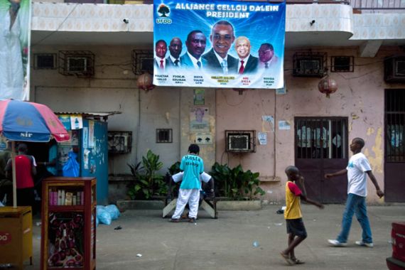 Guinea polls