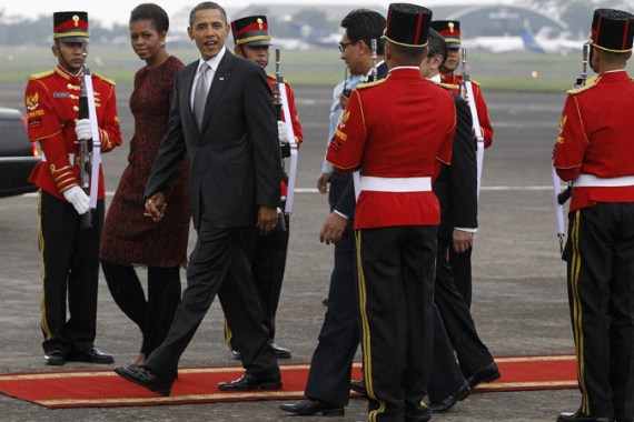 US President arrives in Indonesia