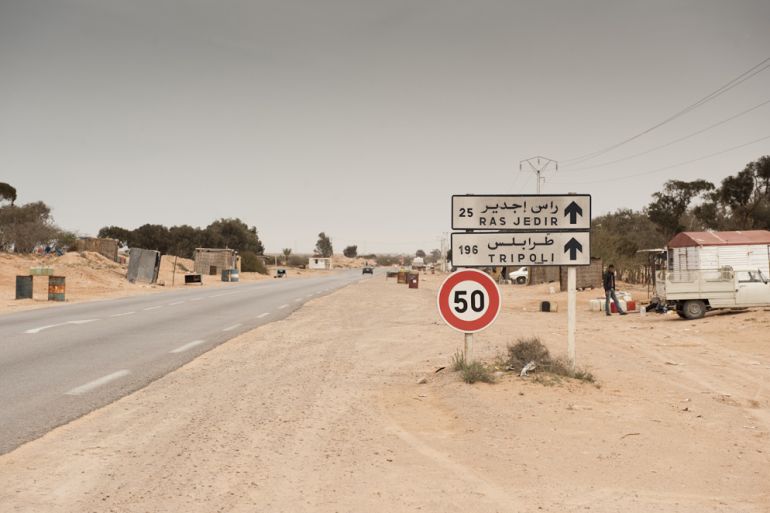 tunisia border feature
