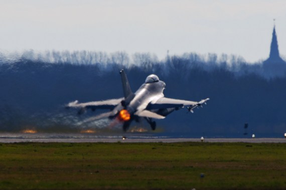 Dutch F-16 takes off in NATO Libya effort