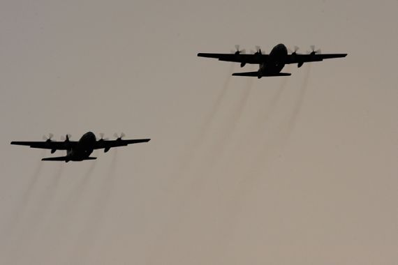 Australian Airborne Combat Team Conduct Parachute Drop Exercise (goes in Falk article)