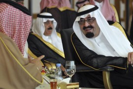 Saudi King Abdullah (R) speaks with Bahrain''s King Hamad bin Isa al-Khalifa to go with Riz Khan prog on Saudi influence
