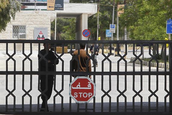 Syrian-Jordanian border closed