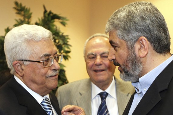 Hamas & Fatah leaders shaking hands