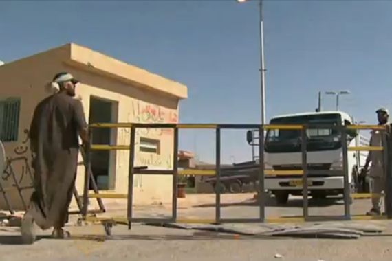 Libyan rebels control borders