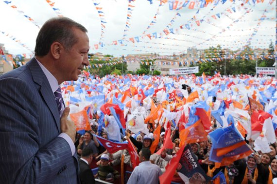 Erdogan on campaign trail