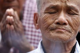 Khmer Rouge leaders go on trial